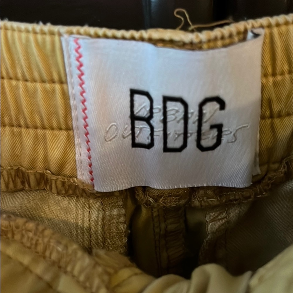 BDG Elle cargo shorts - Picture 10 of 15